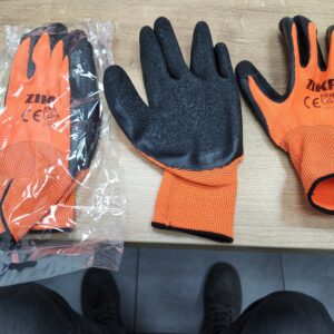 כפפות מצופות לטקס כתום לעבודה עם כלים